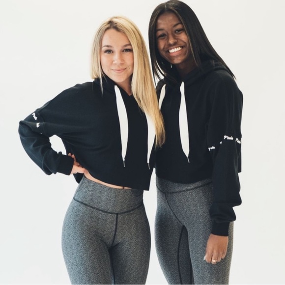 P’Tula The Mandi Hoodie Sweater - Picture 4 of 5